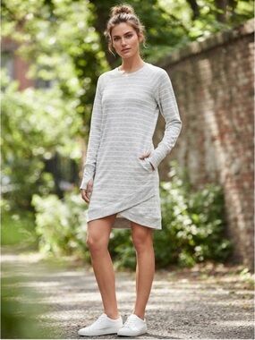Athleta XS Striped Dress Lounge Long Sleeve Thumb‎ Hole Lightweight Comfy